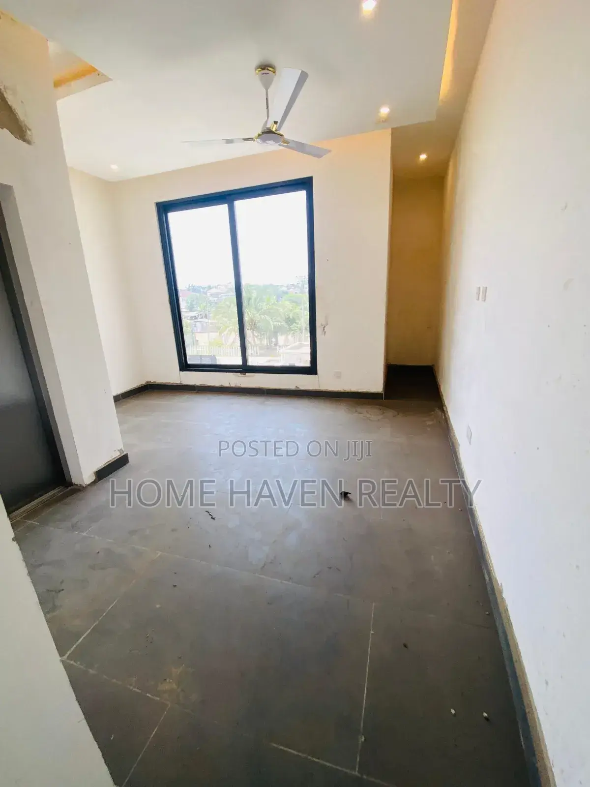5bdrm House in Abelemkpe for sale