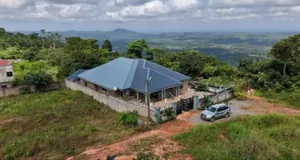 Furnished 5bdrm House in Laryea Homes, Mampong Municipal for sale