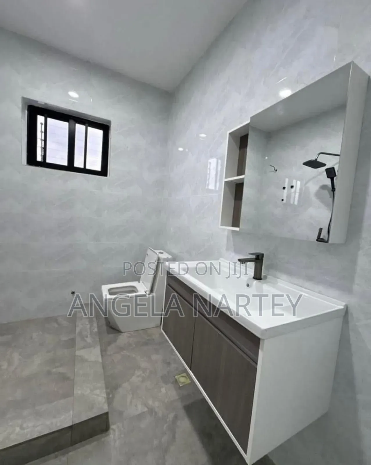 3bdrm House in Lakeside Estates for sale