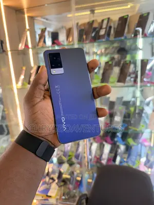 New Vivo V21 128 GB Blue