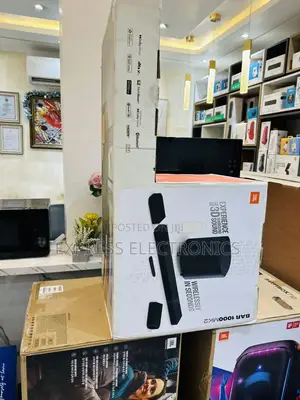 Newly Sealed in Box JBL 1000mk2