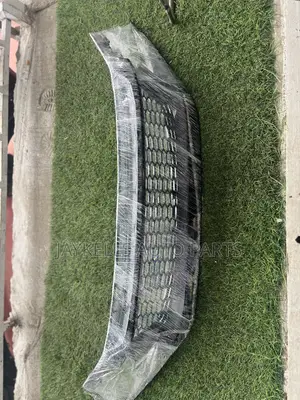 2016-2018 Honda Civic Top Grille Diamond