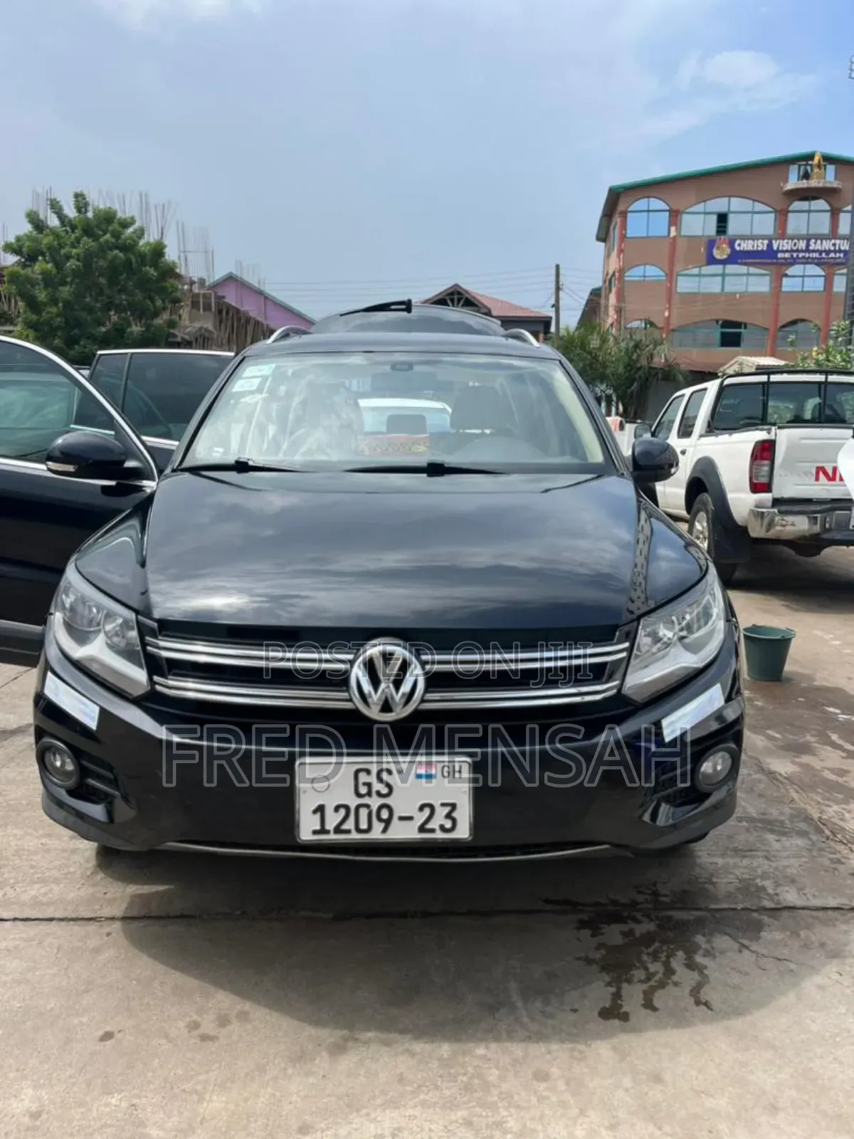 Volkswagen Tiguan SE 4dr SUV (2.0L 4cyl Turbo 6A) 2014 Black