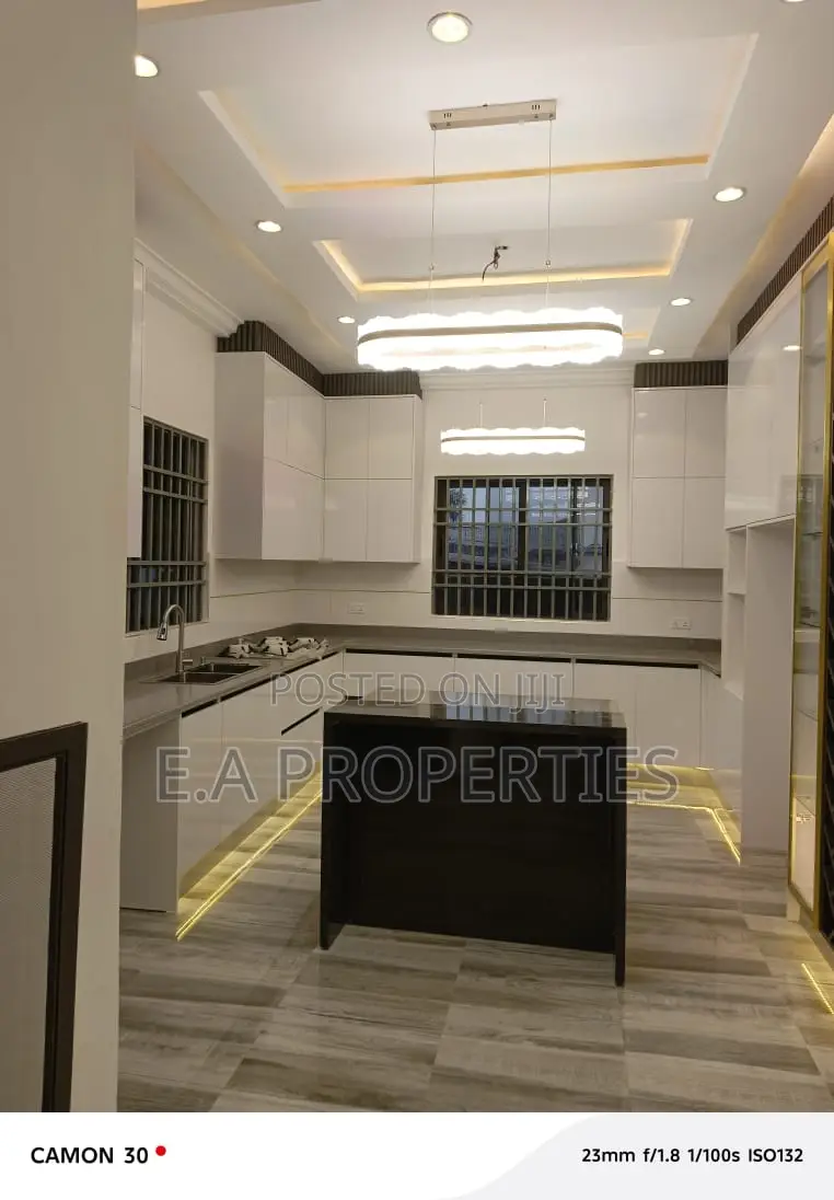 4bdrm House in Ea Properties, SDA Area for sale