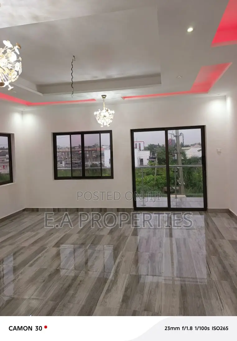 4bdrm House in Ea Properties, SDA Area for sale