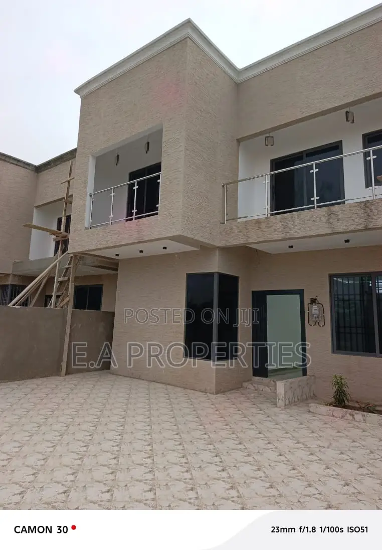 4bdrm House in Ea Properties, SDA Area for sale