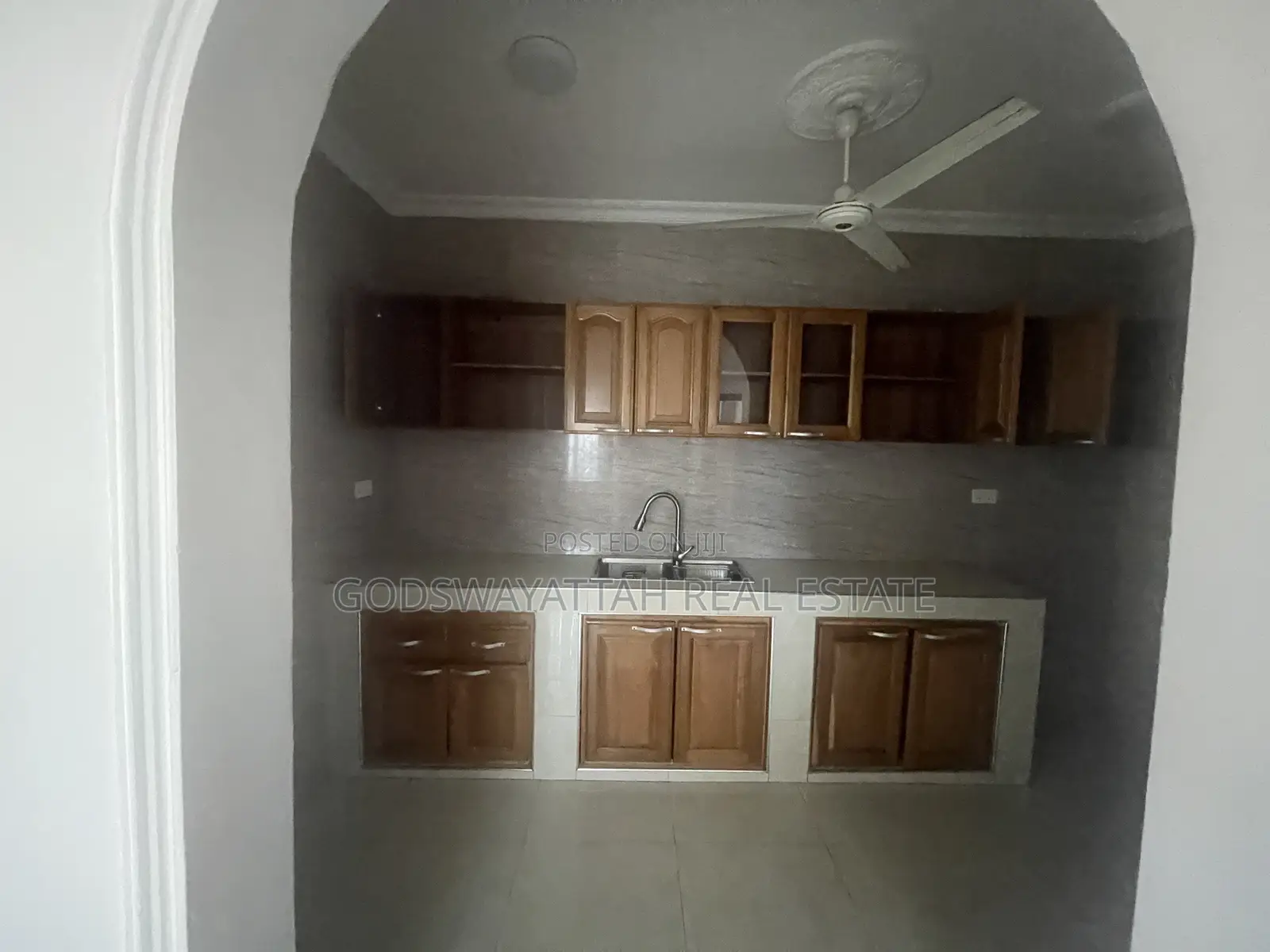 3bdrm House in East Legon, Adjiriganor for rent