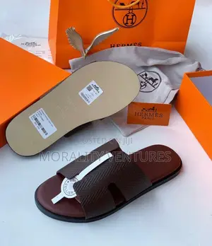 Hermès Men's Izmir Sandals