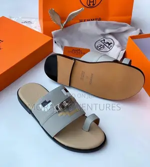Hermès Men's Izmir Sandals