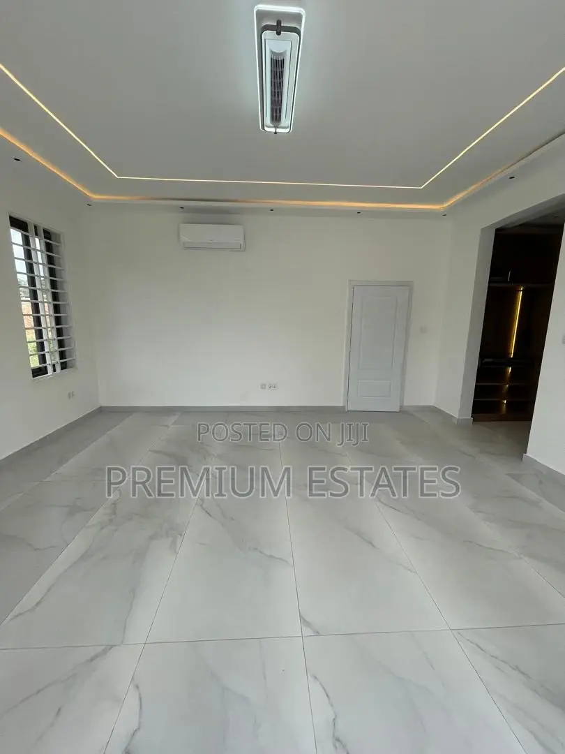 4bdrm House in Kwabenya for sale