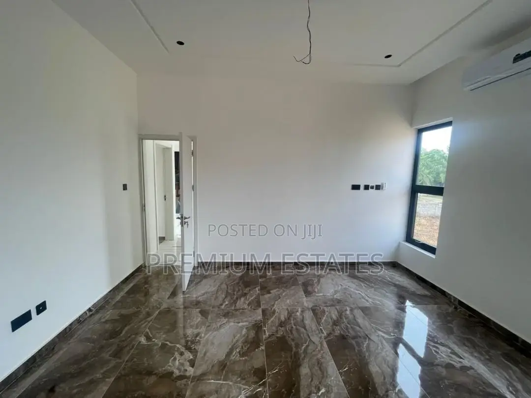 4bdrm House in Kwabenya for sale