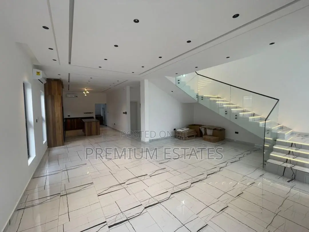 4bdrm House in Kwabenya for sale