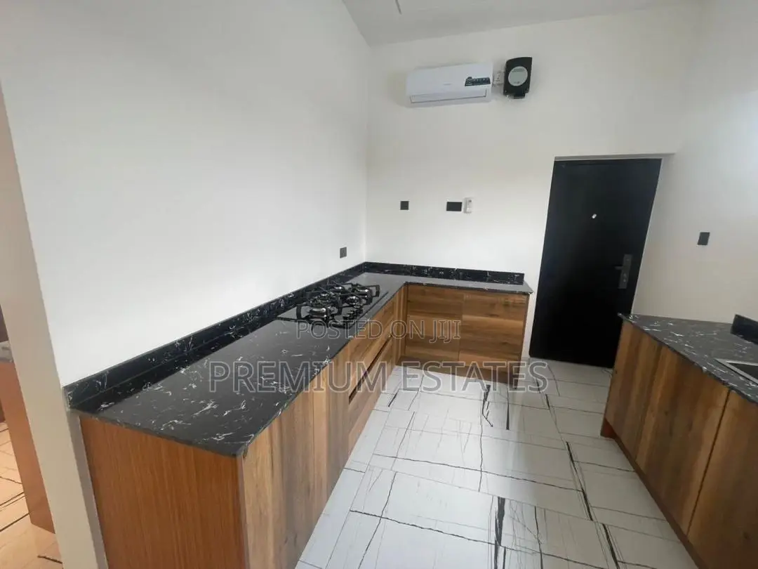 4bdrm House in Kwabenya for sale