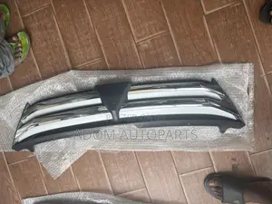 Mitsubishi Eclipse Bumper Grill Shell