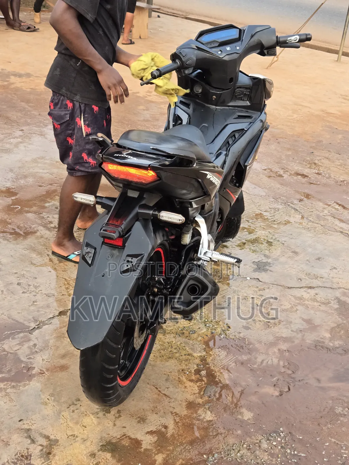 Honda 2024 Black