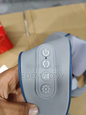 Shiatsu Neck and Shoulder Massager