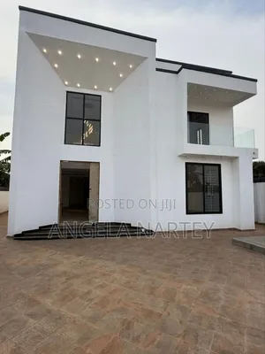 5bdrm House in Adenta Ssnit for sale