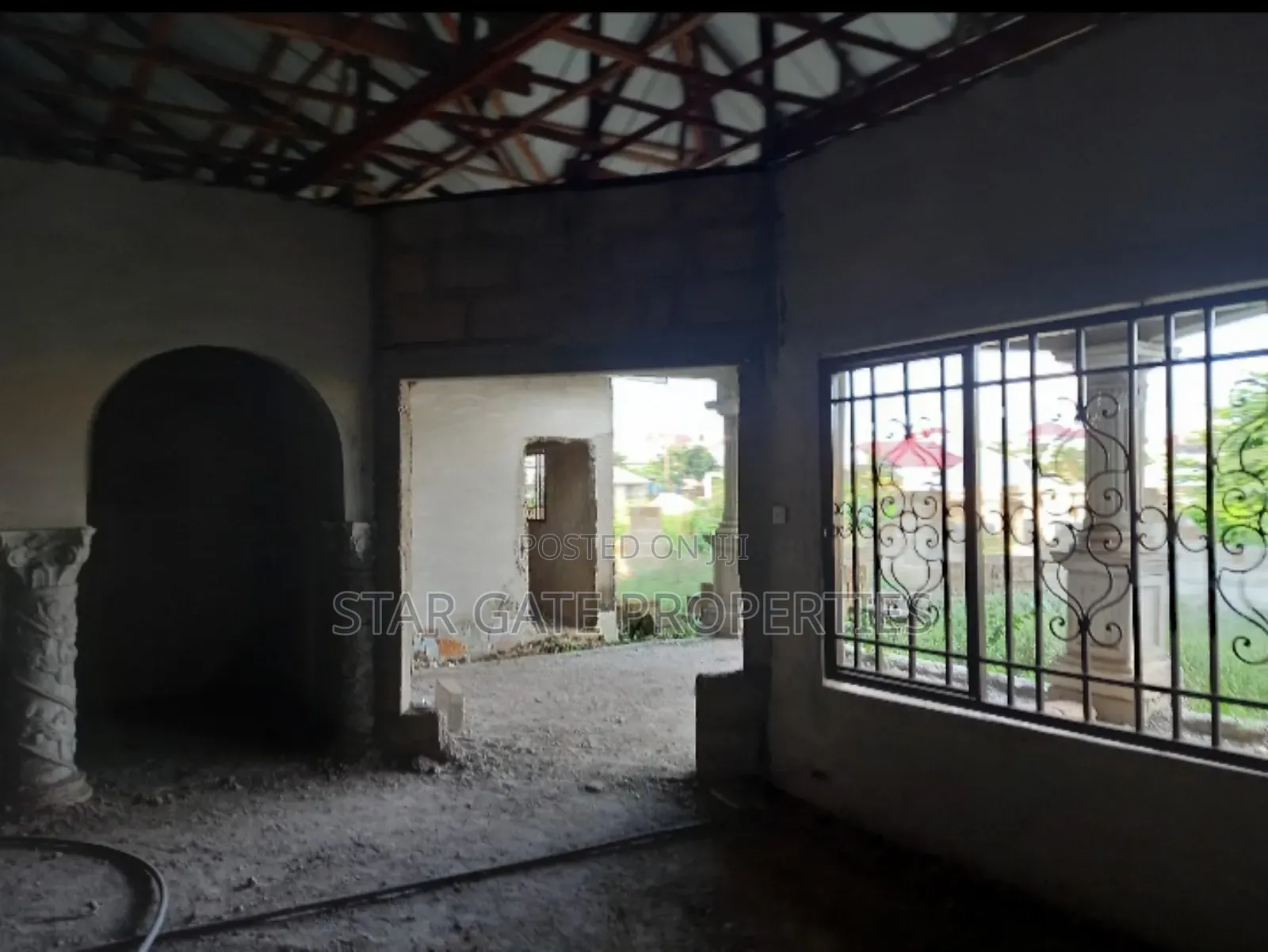 6bdrm House in Mampongteng Korea, Kumasi Metropolitan for sale