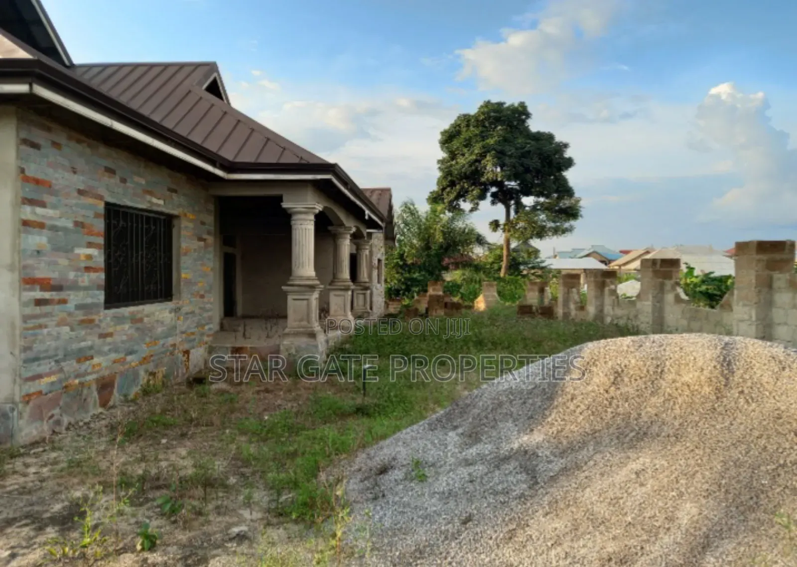 6bdrm House in Mampongteng Korea, Kumasi Metropolitan for sale