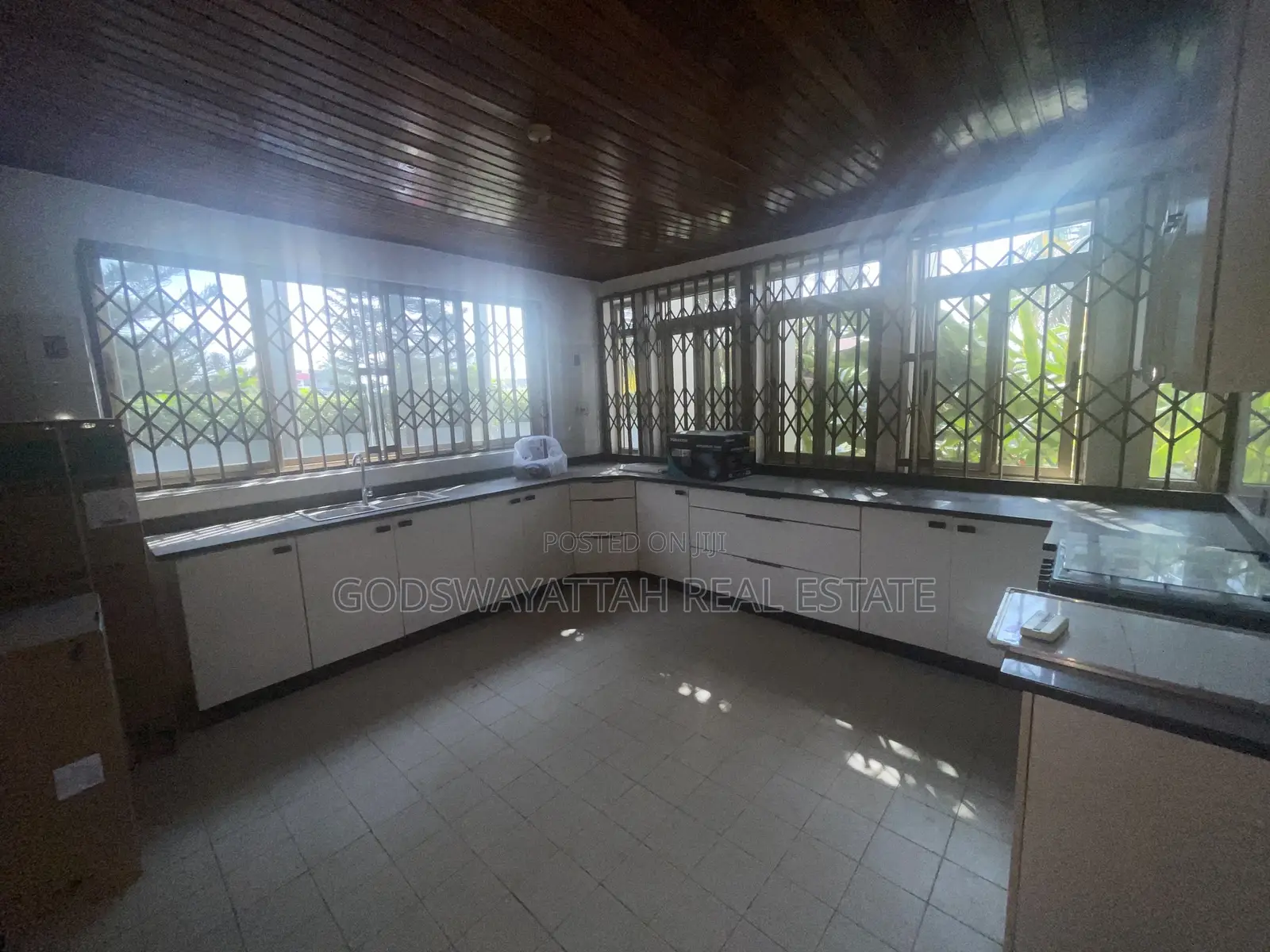 3bdrm Apartment in East Legon, Adjiriganor for rent