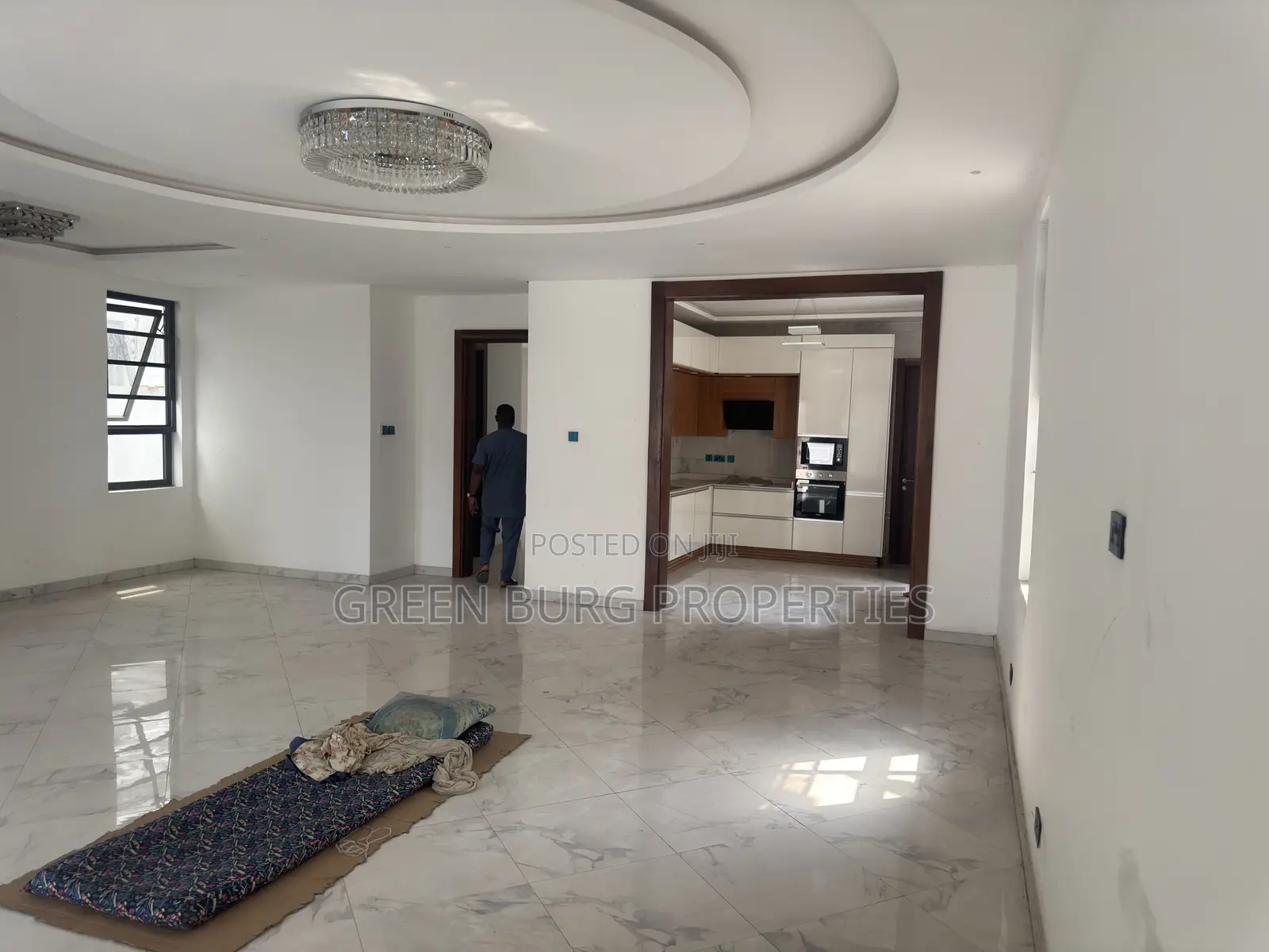 5bdrm House in Green, East Legon for rent