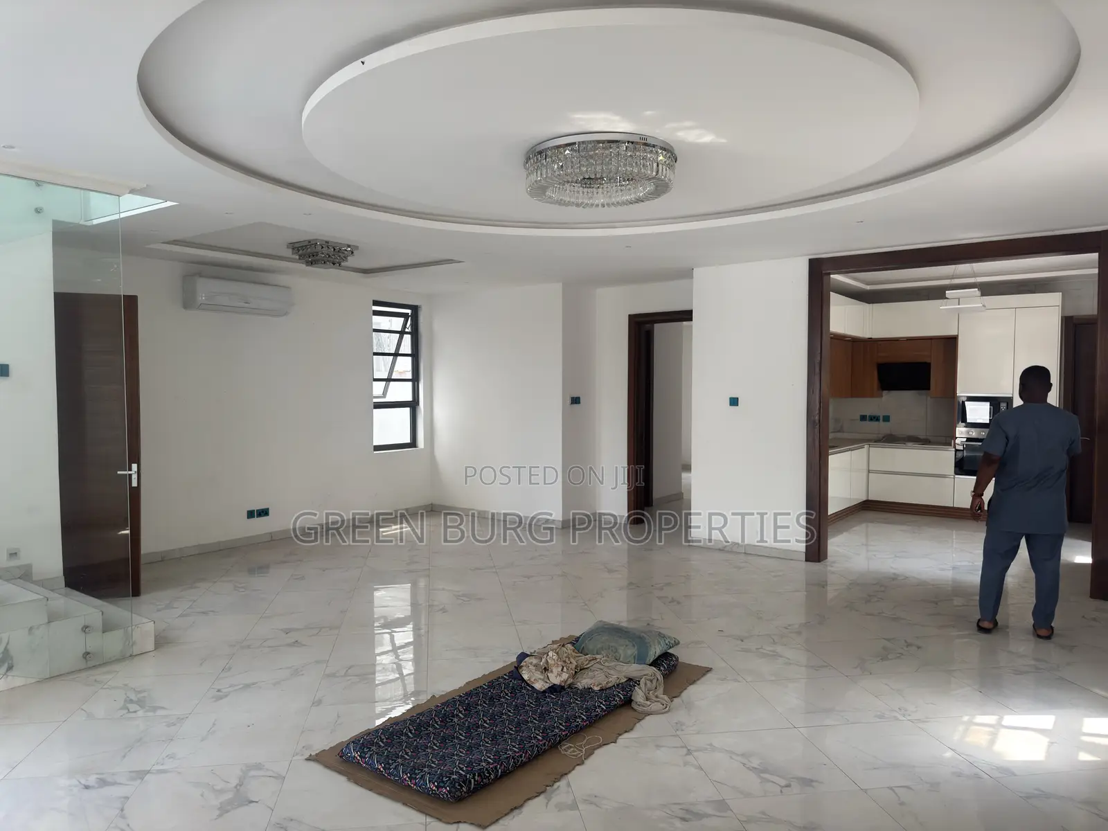 5bdrm House in Green, East Legon for rent