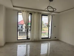 5bdrm House in Green, East Legon for rent