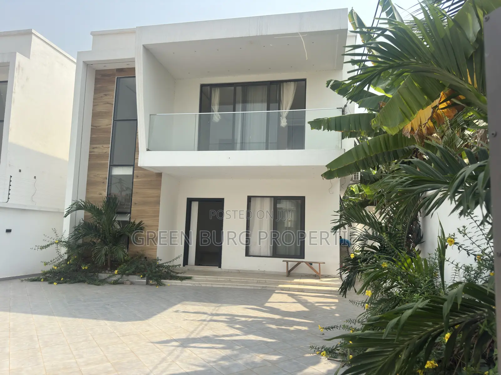 5bdrm House in Green, East Legon for rent