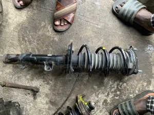 Honda Cr-v 2017,2018,2019,2020,2021 Front Shock Absorber