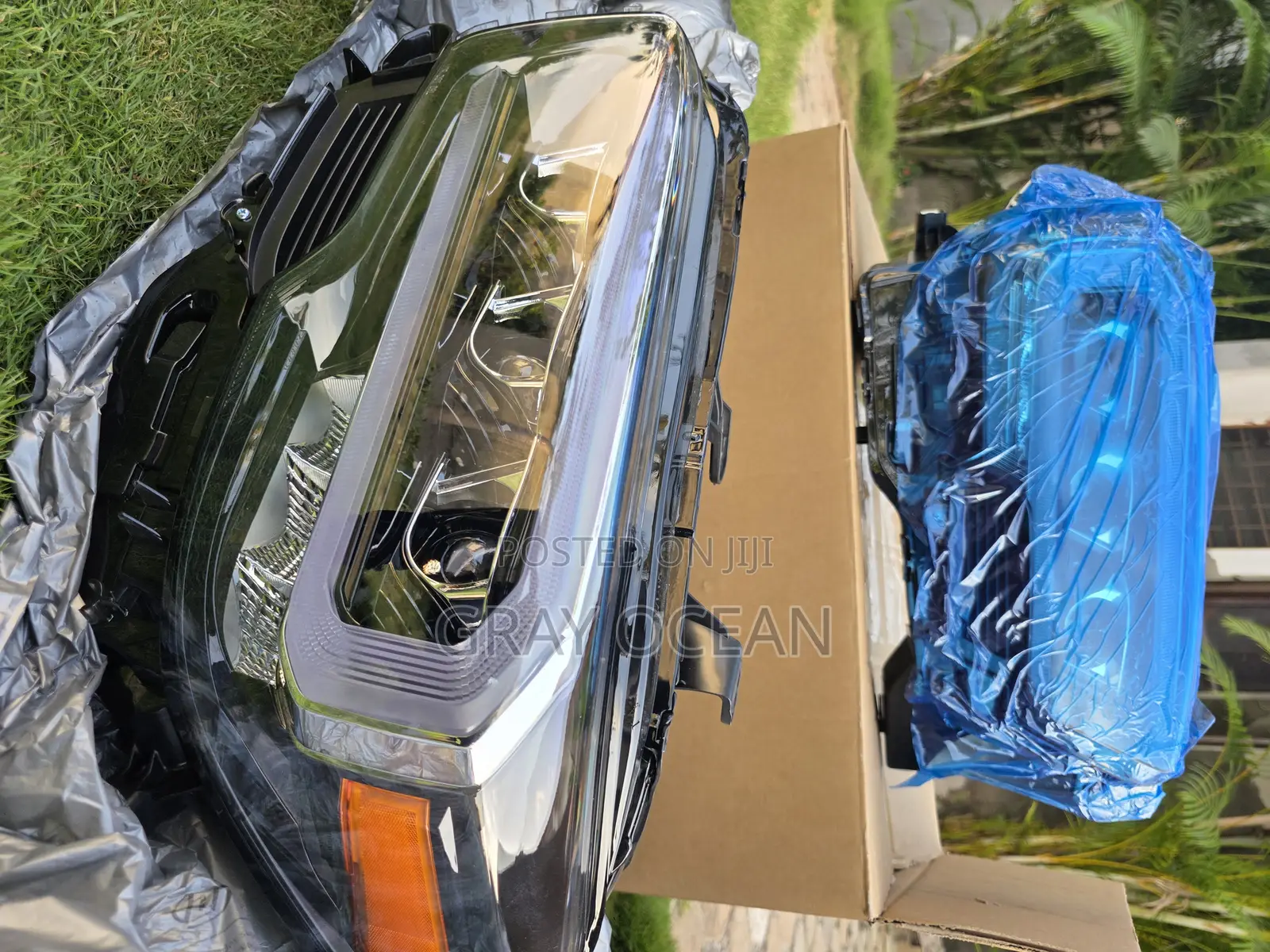 2020 - 2023 Toyota Tacoma Headlights