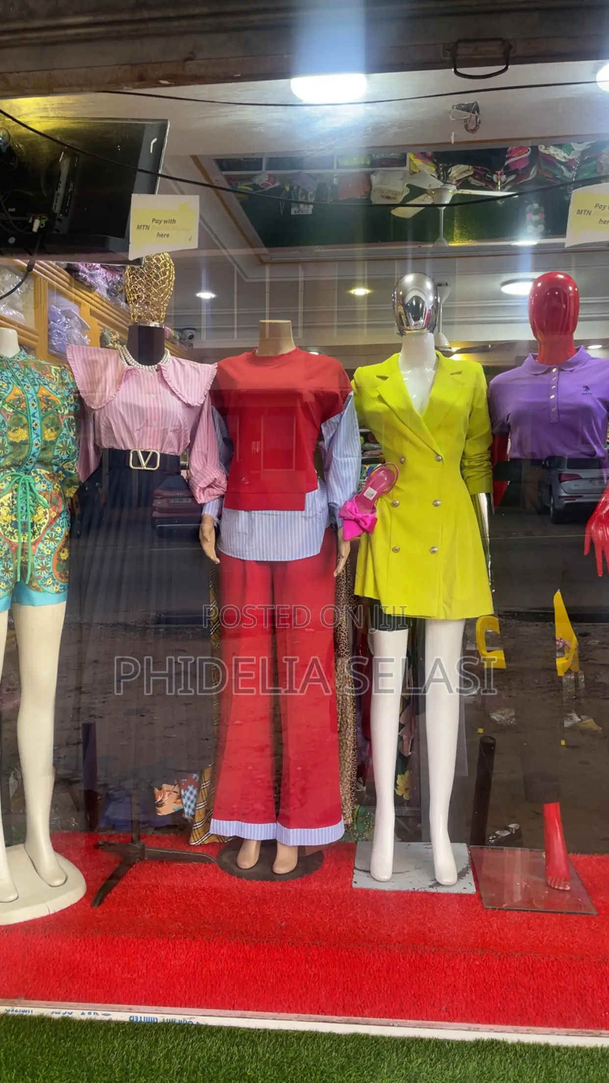 Sales Girl for a Female Boutique