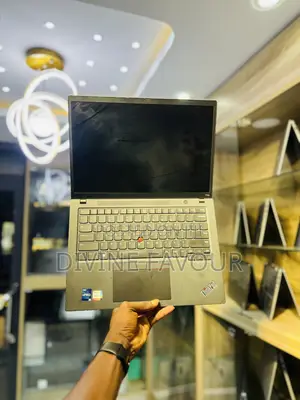 Laptop Lenovo ThinkPad T14s G4 16GB Intel Core I7 SSD 512GB