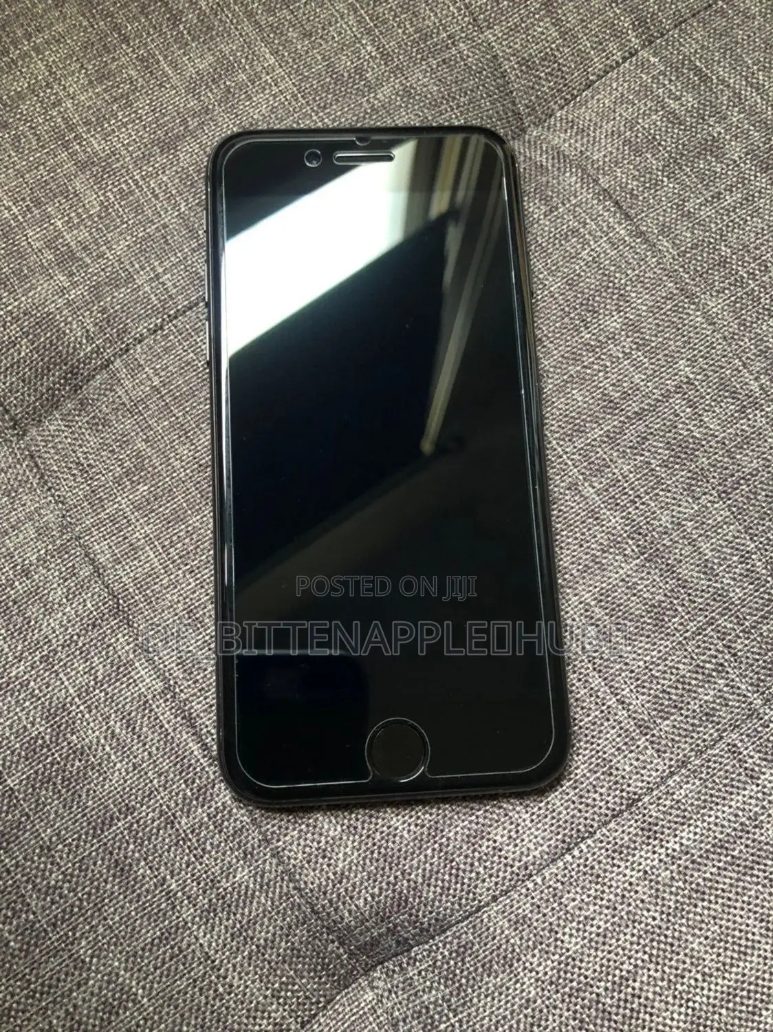 Apple iPhone SE (2020) 64 GB Black