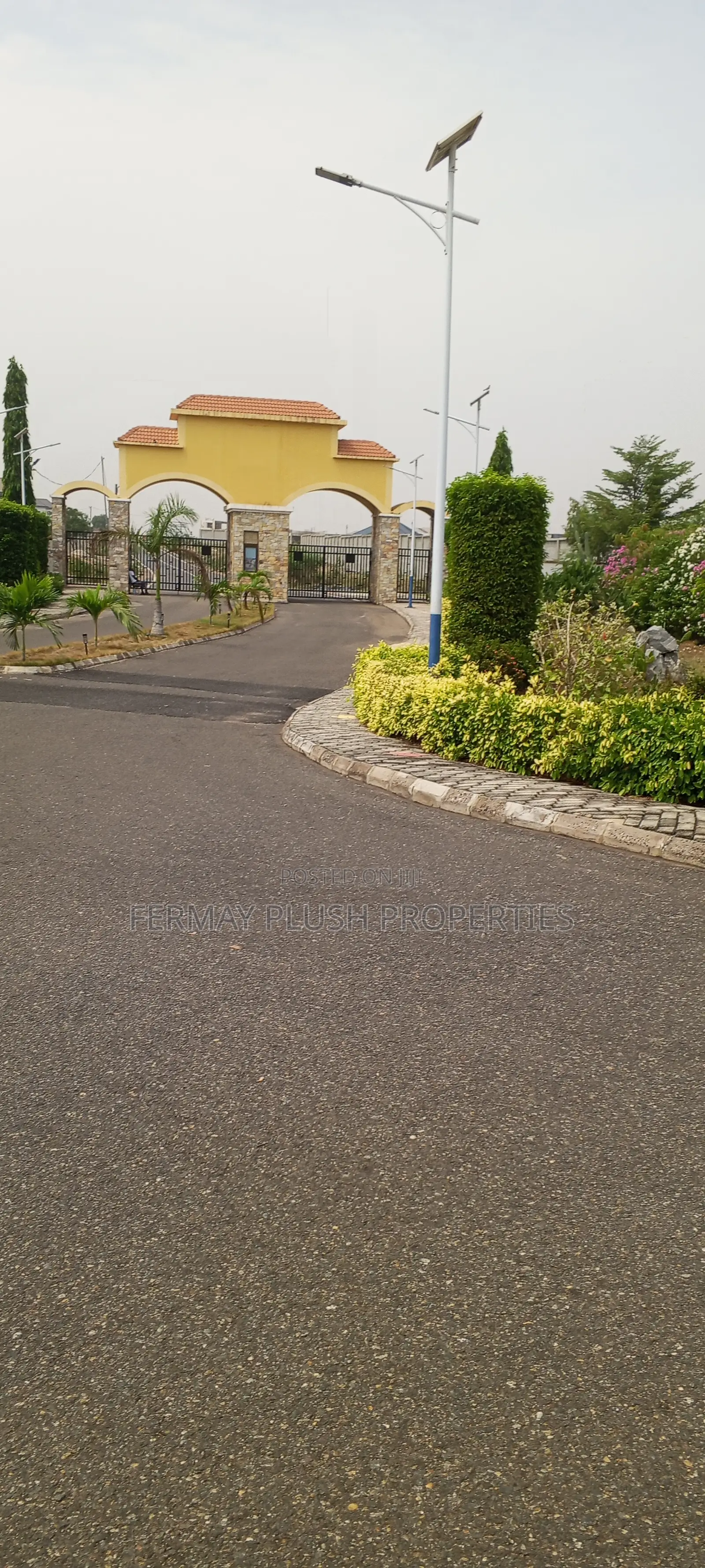 Land Title Land in a Gated Community