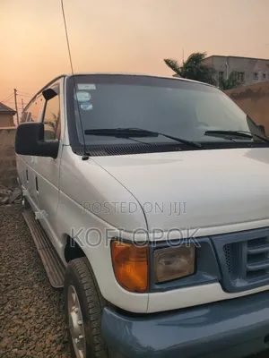 Ford E350 2007 White