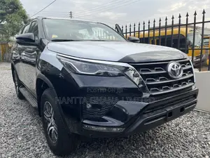New Toyota Fortuner 2025 Matt Black