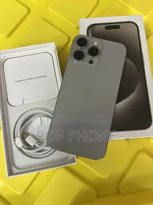 Apple iPhone 15 Pro Max 256 GB Silver