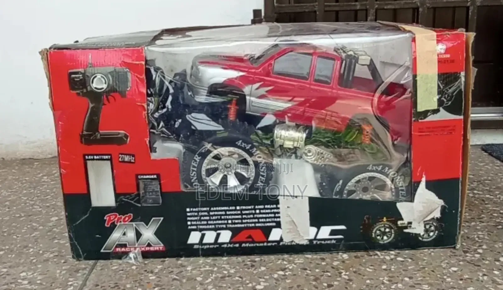 Pro Ax Race Expert Manic 4x4 Monster Cross Truck Scale 1:8