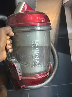 Vaccum Cleaner (No Need To Use Broom)