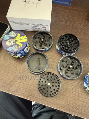 Raw Herb Grinder Crusher