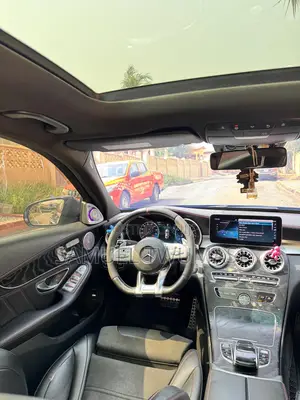 Mercedes-Benz C43 2019 Blue