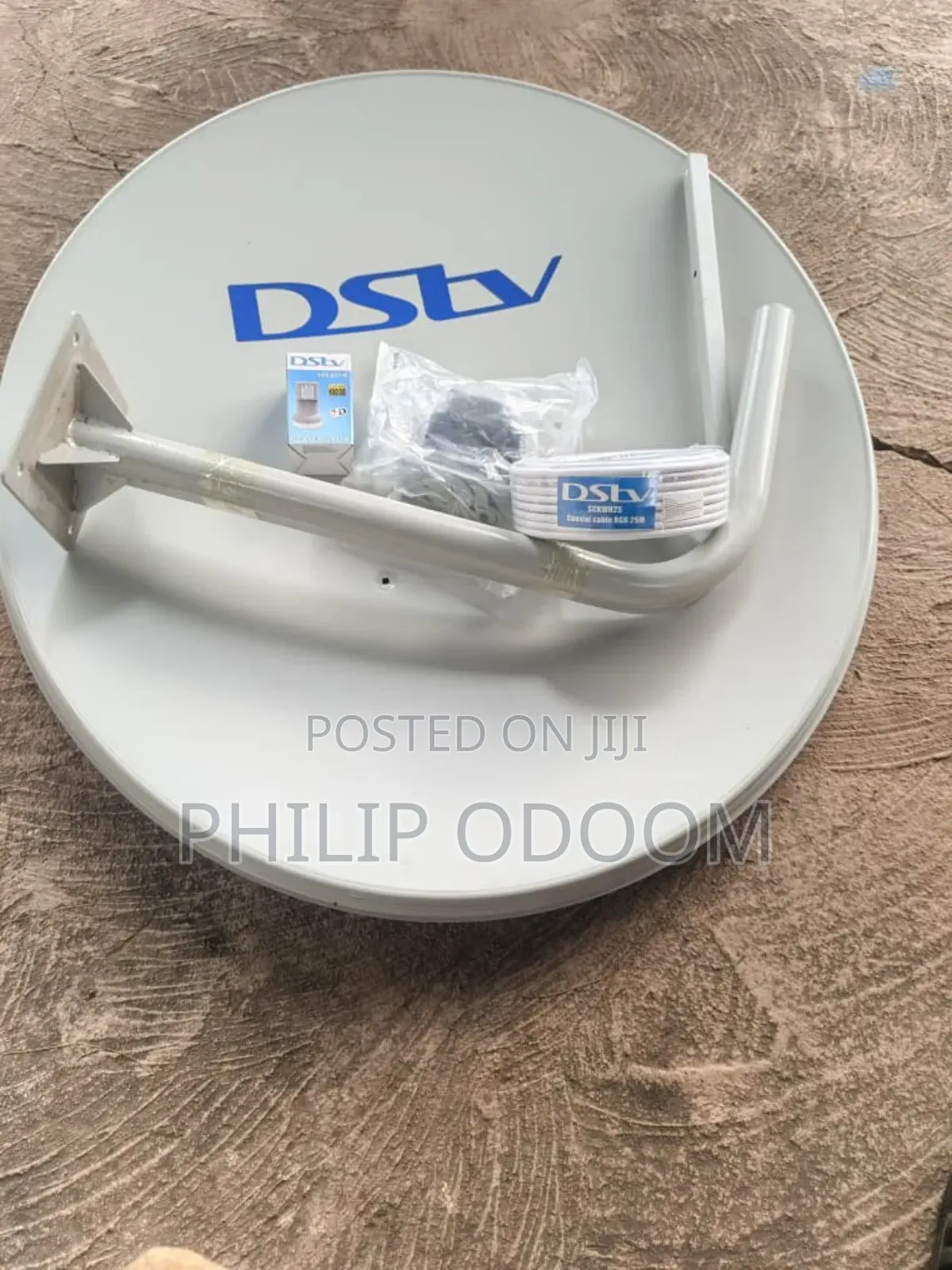 DSTV Original 90cm Dish With LNB – Strong Signal, Clear Viewing