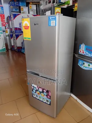 Pearl 125l Refrigerator Pf2170b-2b – Compact Efficient