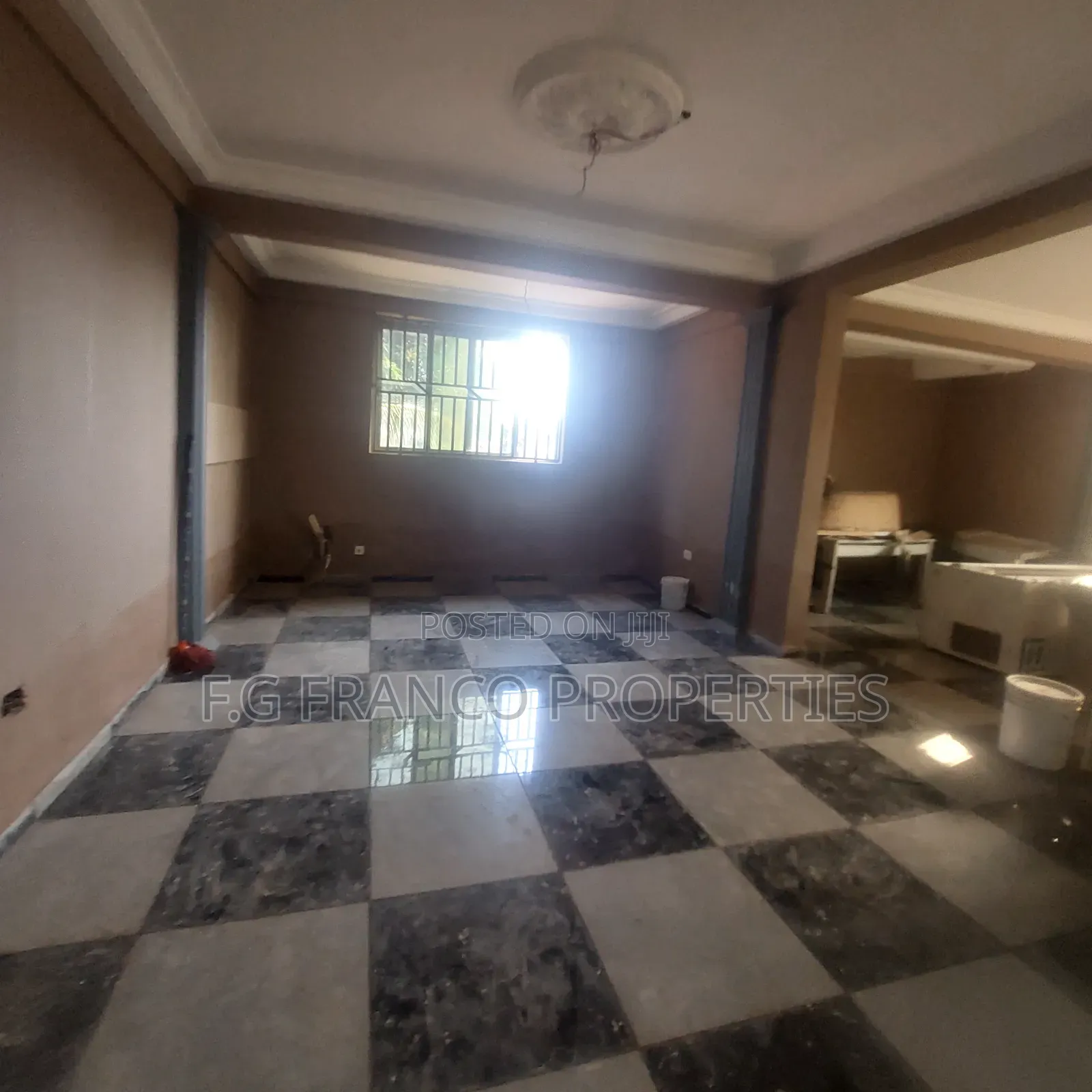 16bdrm House in Kg Franco Properties, Spintex for rent