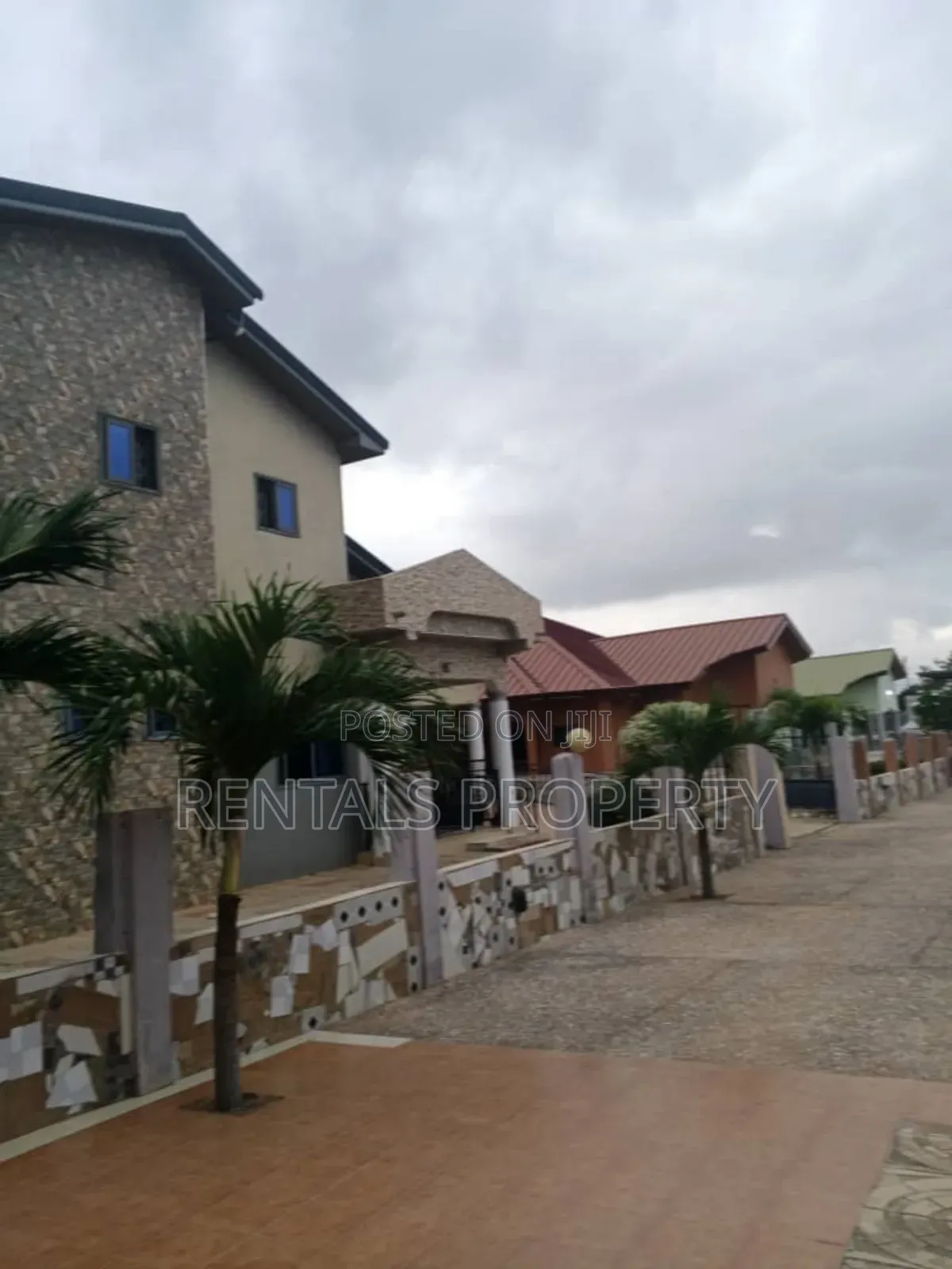 5bdrm House in Oyarifa for rent