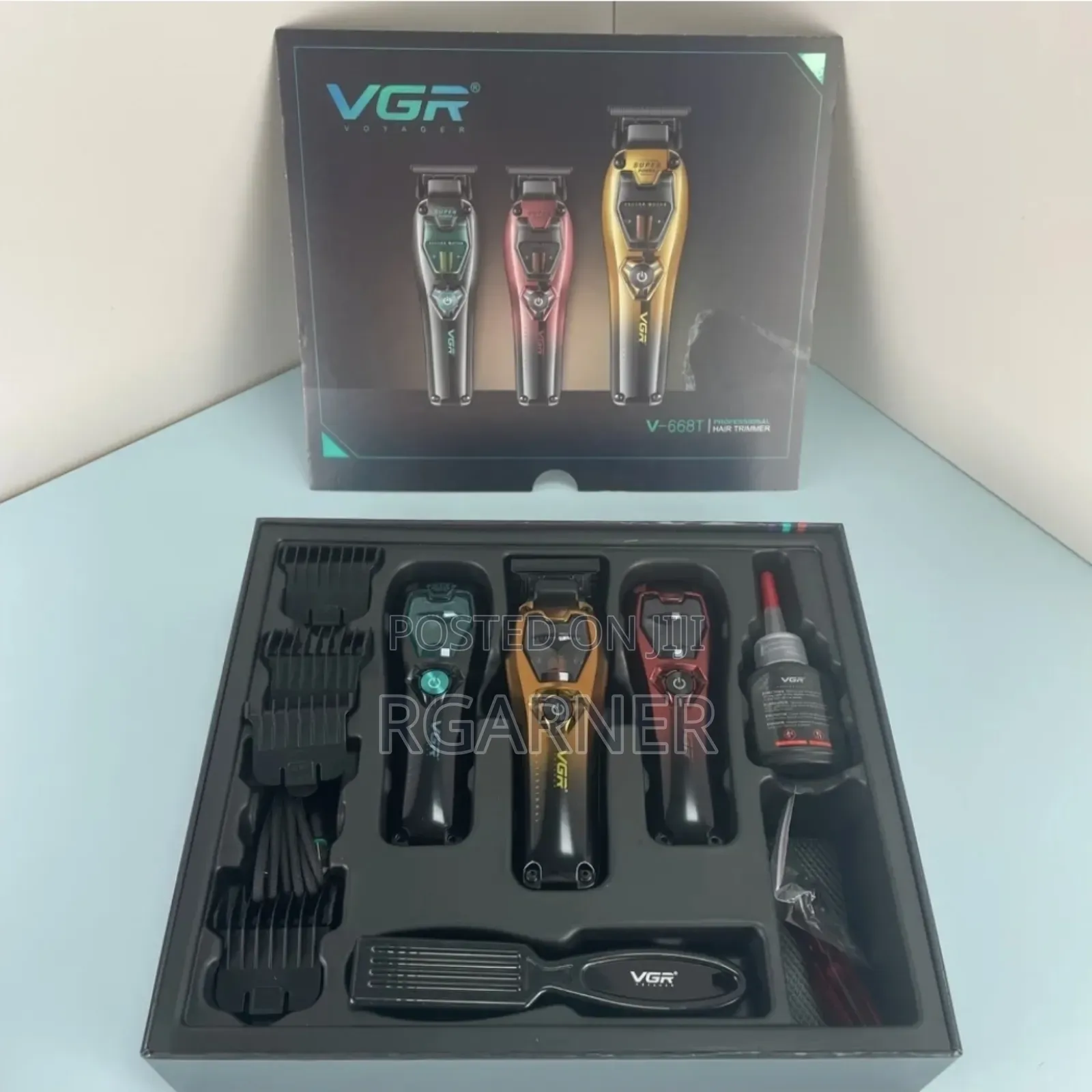 VGR v-668t Brushes Vector Motor 11000 RPM Hair Clipper