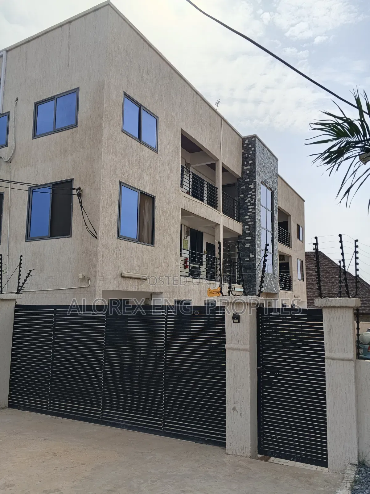 1bdrm Apartment in Amrahia, Malejor for rent