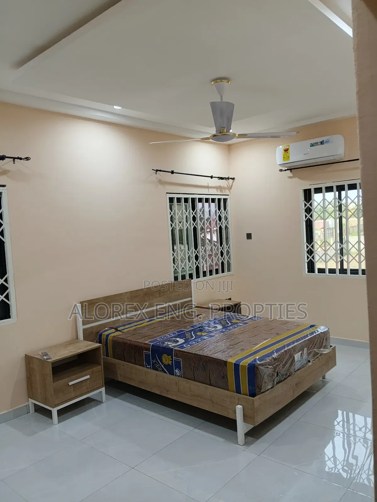Furnished 4bdrm Townhouse / Terrace in Ashieyie, Adenta for rent