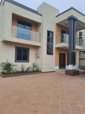 4bdrm House in Kwabenya for sale