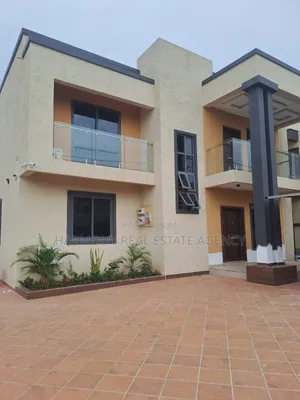 4bdrm House in Kwabenya for sale